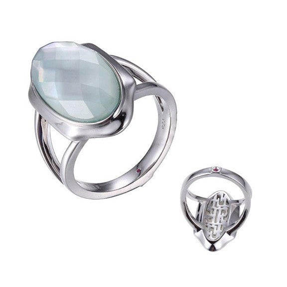 A Fashion Ring from the Glacier collection.