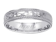 Comfort Fit wedding band with engraved design, rope detailing and rolled edges