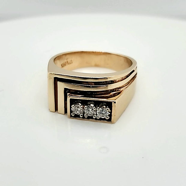 Mens 14kt Yellow Gold and Diamond Ring