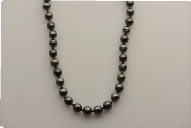 14KT White Gold Tahitian Pearl Necklace