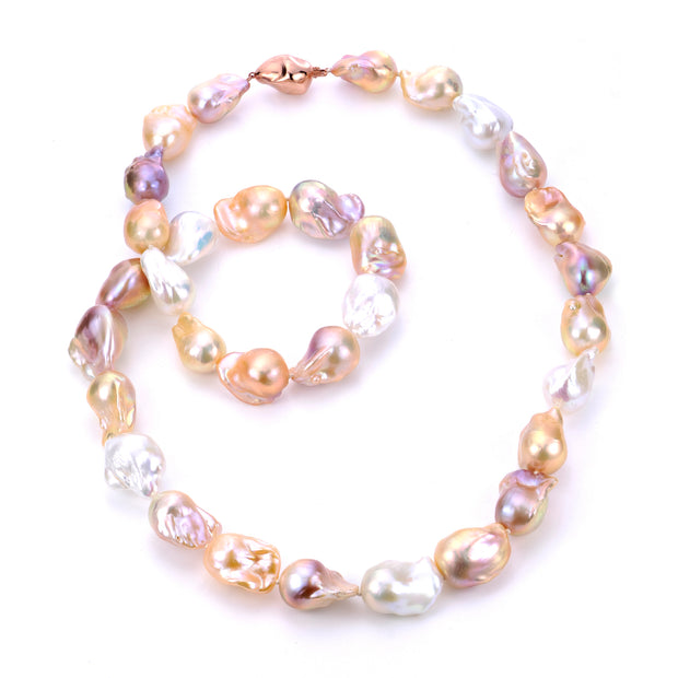 14KT Yellow Gold Freshwater Pearl Necklace