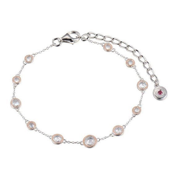 A Fashion Bracelet from the Essence collection.