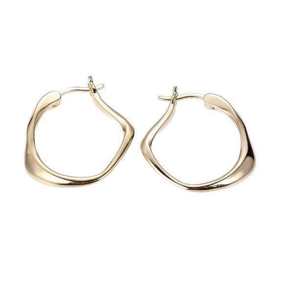 A Fashion Earrings from the Earring Must Haves collection.