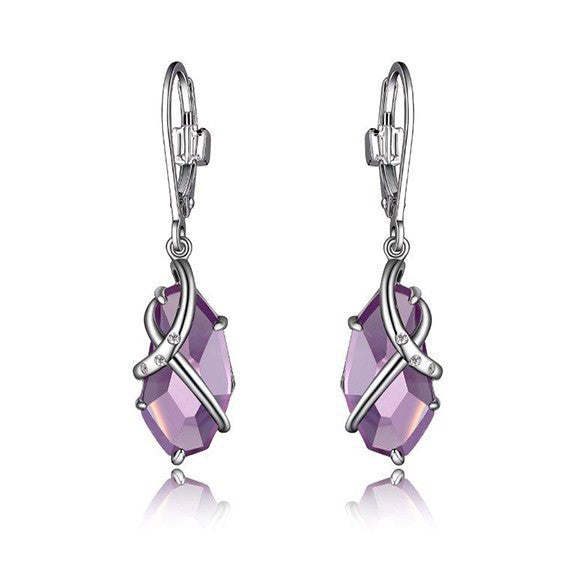 A Fashion Earrings from the BOUQUET collection.