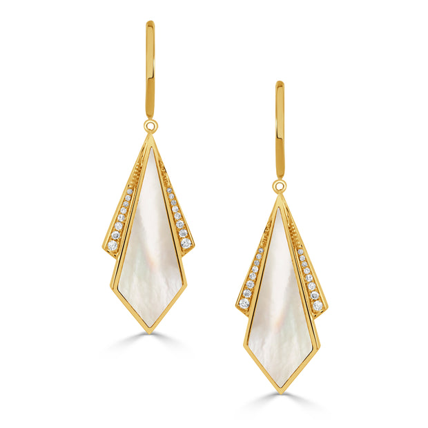 18K YELLOW GOLD DIAMOND EARRING WITH WHITE MOTHER OF PEARL