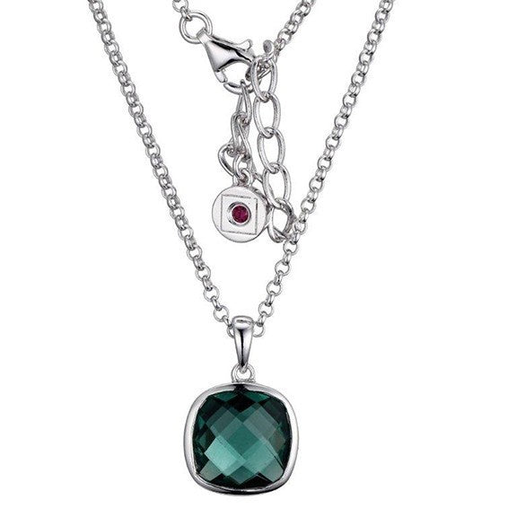 A Fashion Necklace from the Mystic collection.