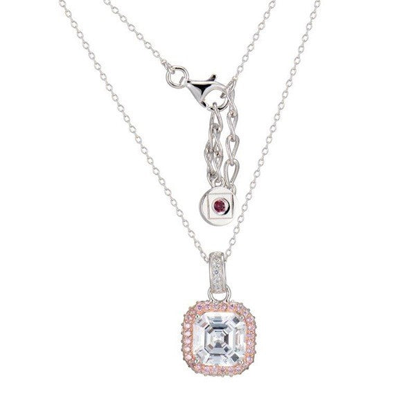 A Fashion Necklace from the Bliss collection.