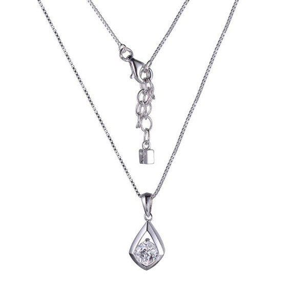 A Fashion Necklace from the Promises collection.