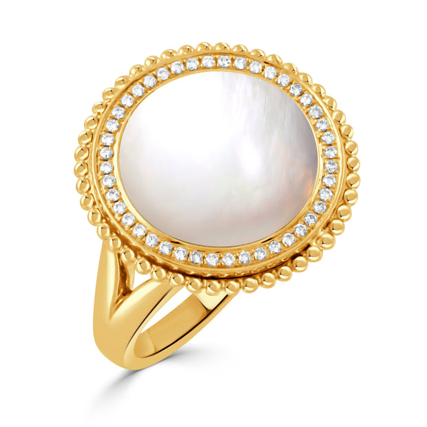 18K YELLOW GOLD DIAMOND RING WITH CLEAR QUARTZ OVER WHITE MOTHER OF PEARL