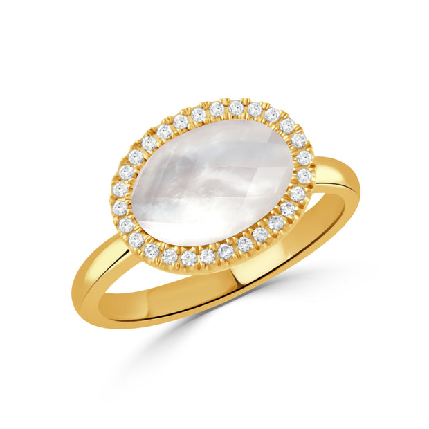 18K YELLOW GOLD DIAMOND RING WITH CLEAR QUARTZ OVER WHITE MOTHER OF PEARL