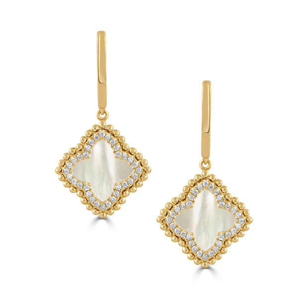 E10668WMP - 18k Yellow Gold Earrings from the Ravenna collection